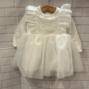 White Baby Girl Cotton Flower Dress 66 US 3-6 Month Lace Ruffles Lined Bonnet